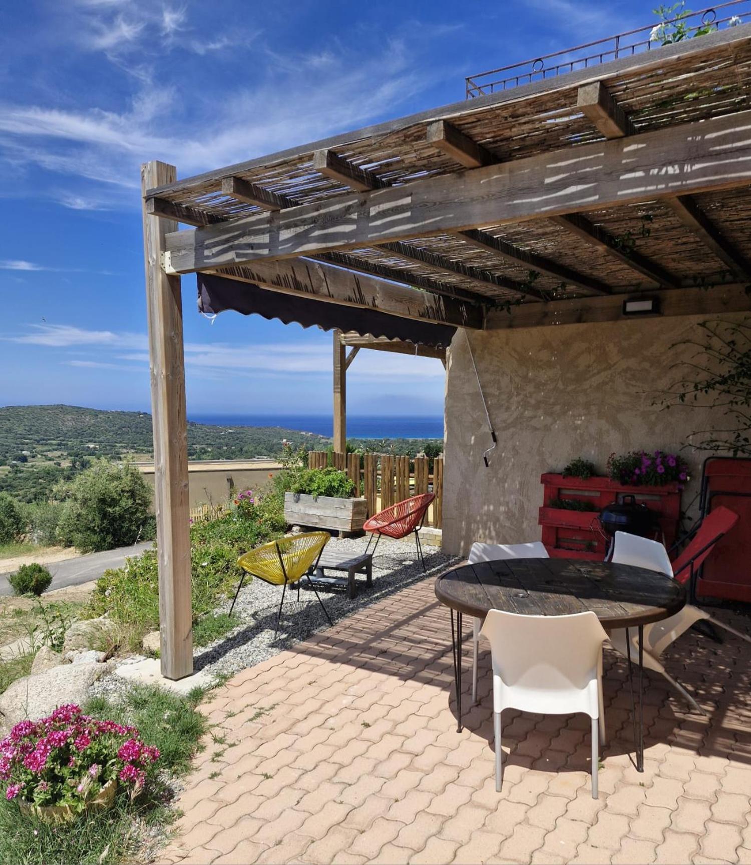 Charmant Petit Logement A 3 Kms De La Plage Belgodere  Exterior photo